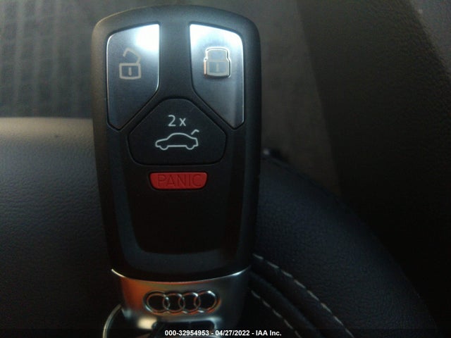 2022 Audi A5, VIN: WAUABCF52NA015018