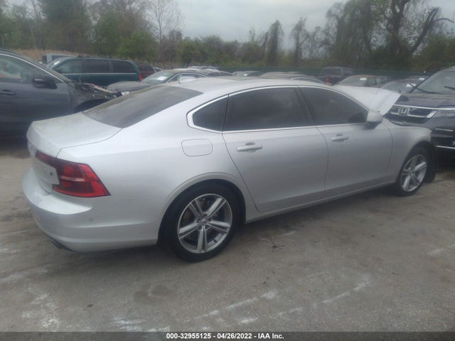2018 Volvo S90, VIN: LVY982MK7JP015278