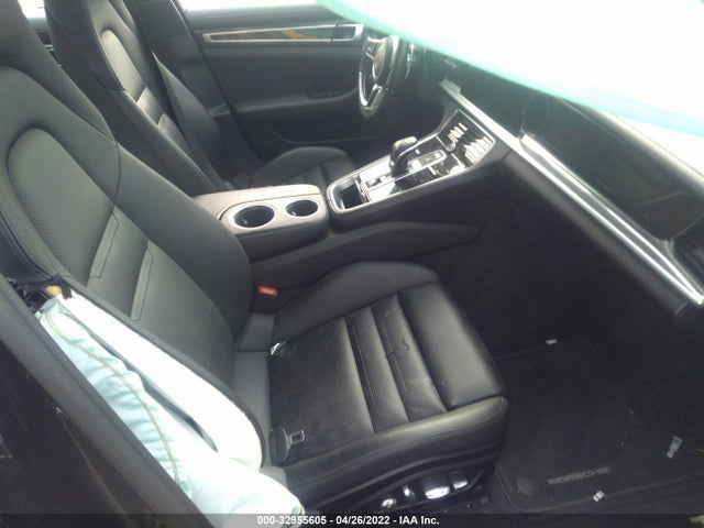 2017 Porsche Panamera, VIN: WP0AB2A73HL120715