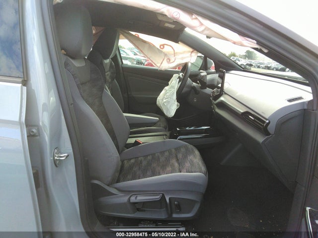 2021 Volkswagen ID.4, VIN: WVGRMPE22MP037686