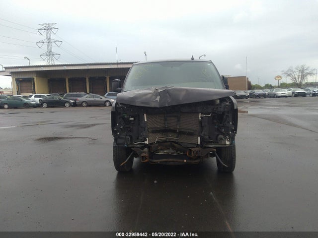 2017 Chevrolet Express, VIN: 1GCWGAFF8H1163802