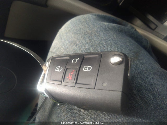 2018 Volkswagen Golf, VIN: 3VWL17AU5JM764877