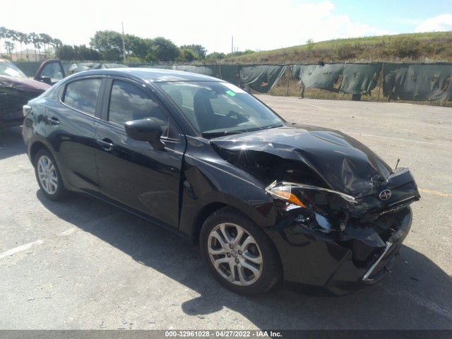 2016 Scion IA, VIN: 3MYDLBZVXGY138455