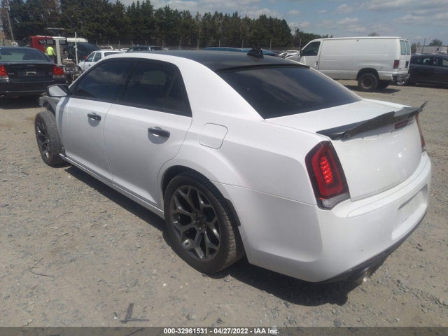 2015 Chrysler 300, VIN: 2C3CCABG9FH864445
