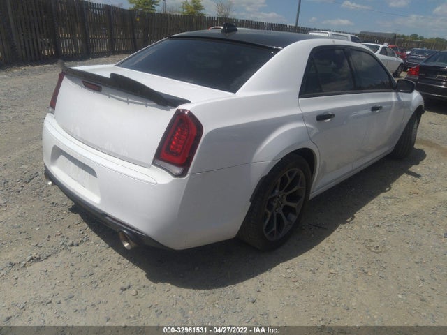 2015 Chrysler 300, VIN: 2C3CCABG9FH864445