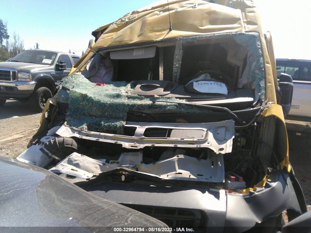 3C6TRVDG2JE121006 RAM Promaster Cargo Van