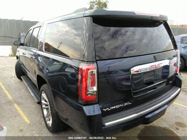 2017 GMC Yukon XL, VIN: 1GKS2HKJ6HR385146