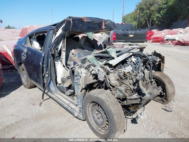 Nissan Versa 1.6 Sv 2015 3N1CN7APXFL879959 Image 1