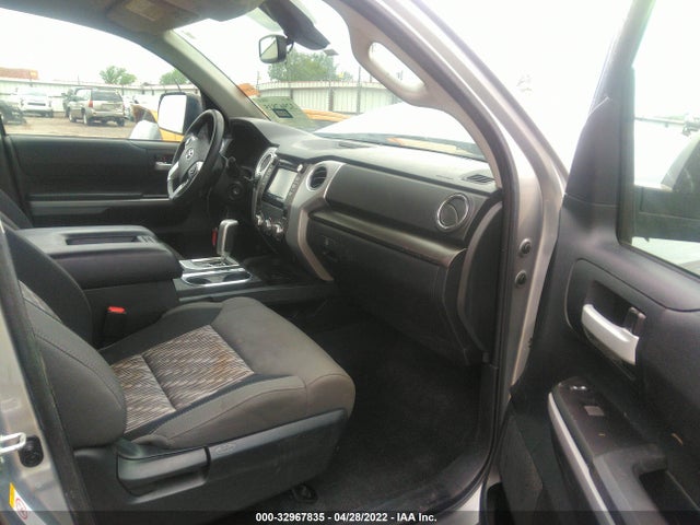 2018 Toyota Tundra, VIN: 5TFEM5F18JX128390