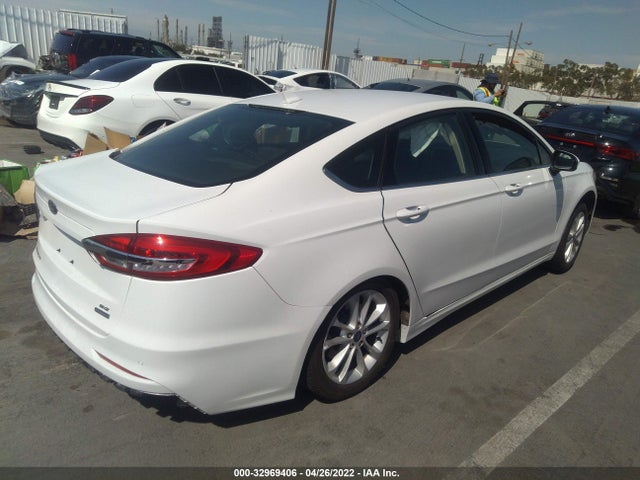 2020 Ford Fusion, VIN: 3FA6P0LU5LR233421