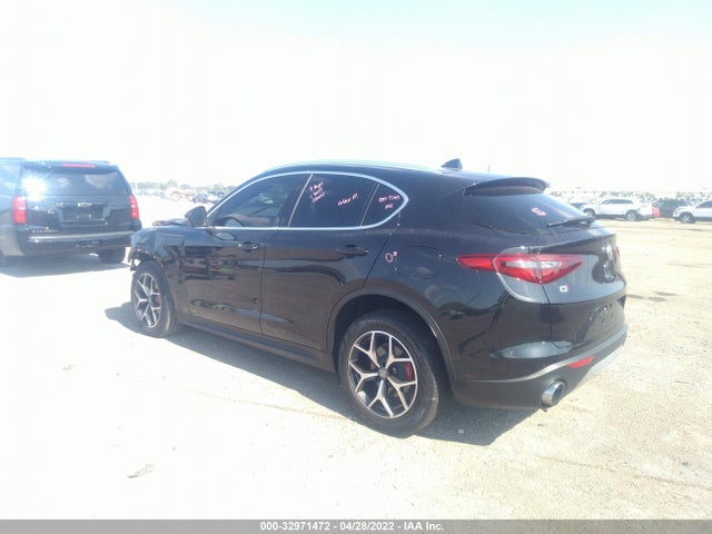 2019 Alfa Romeo Stelvio, VIN: ZASPAKBN9K7C70393