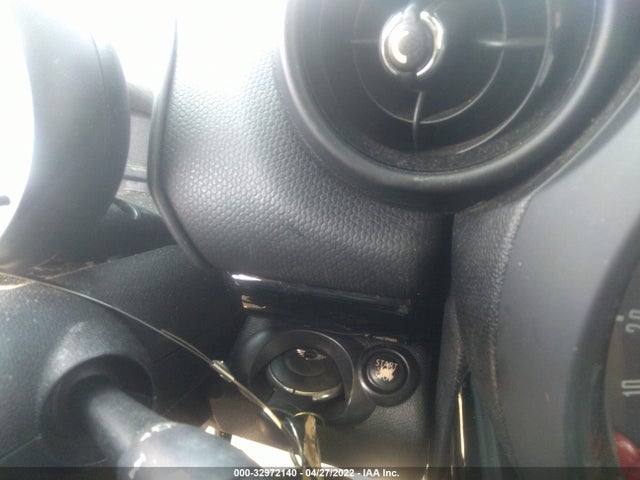 2016 Mini Countryman, VIN: WMWZC3C57GWT09198