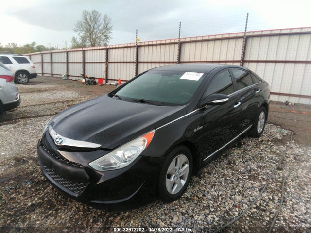 Hyundai SONATA HYBRID 2012 KMHEC4A45CA027825 Image 2