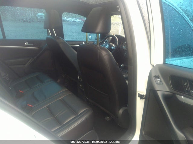 WVGAV3AX8EW013369 Volkswagen Tiguan R-line