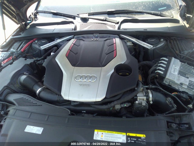 2018 Audi S4, VIN: WAUB4AF44JA008785