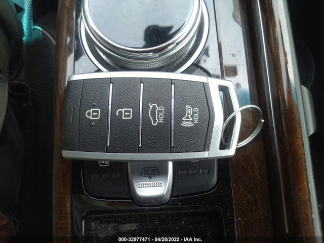 2018 Genesis G90, VIN: KMHG54JH2JU037715