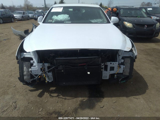 2018 Genesis G90, VIN: KMHG54JH2JU037715