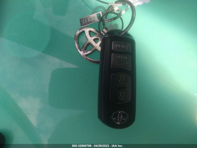 2019 Toyota Yaris, VIN: 3MYDLBYV4KY519874