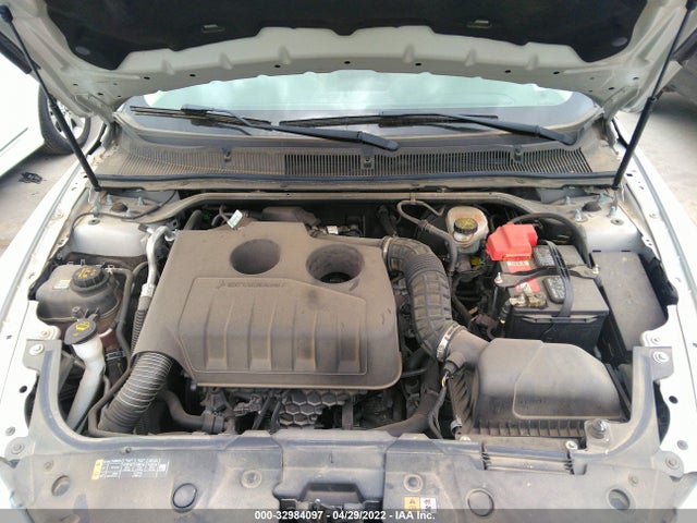 2016 Ford Taurus, VIN: 1FAHP2E98GG123036