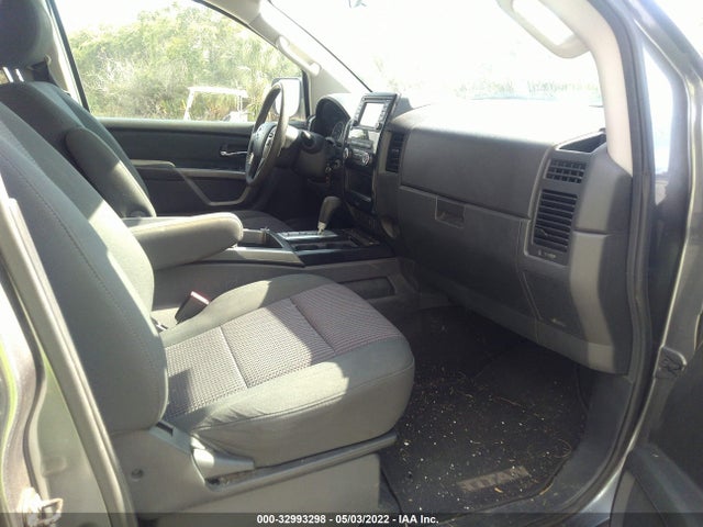 2015 Nissan Titan, VIN: 1N6BA0ED4FN511074