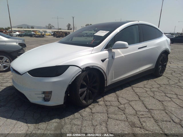 2016 Tesla Model X, VIN: 5YJXCDE40GF031348