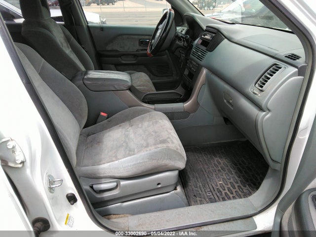 2004 HONDA PILOT VIN: 2HKYF18444H554360