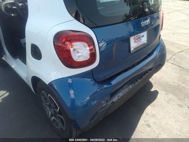 2017 Smart Fortwo, VIN: WMEFJ5DA0HK172442