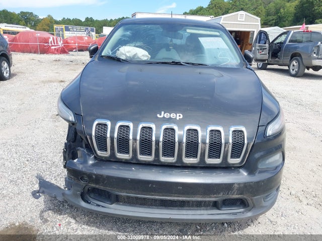 1C4PJLAB0EW149221 Jeep Cherokee Sport