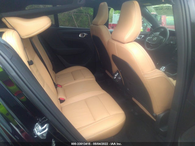 2022 Volvo XC40, VIN: YV4162UL1N2662147