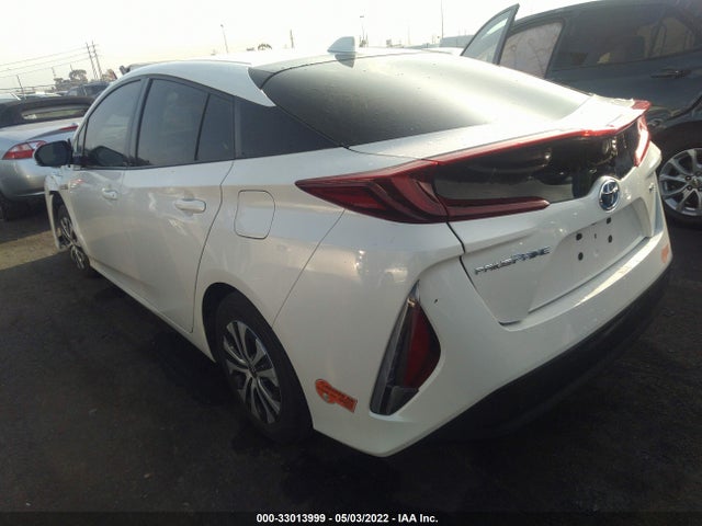 2020 Toyota Prius, VIN: JTDKARFP3L3137581