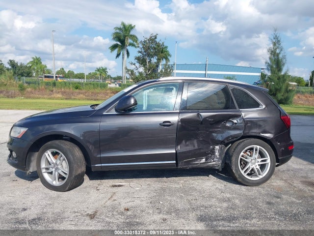 WA1LFAFP9EA012343 Audi Q5 Premium Plus