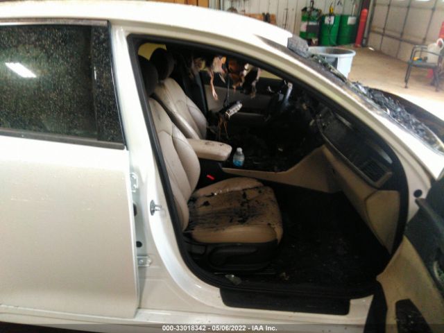 5XXGU4L30GG016532 KIA OPTIMA EX