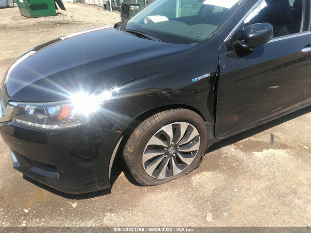 2015 Honda Accord, VIN: 1HGCR6F51FA013739