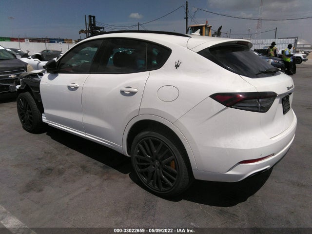 2022 Maserati Levante, VIN: ZN661XUA3NX383142