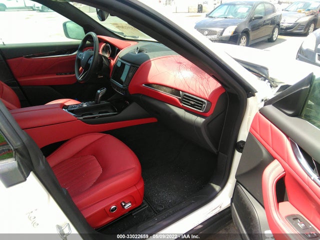 2022 Maserati Levante, VIN: ZN661XUA3NX383142