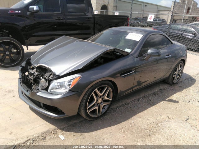 2016 Mercedes-Benz SLK-Class, VIN: WDDPK3JA1GF116189