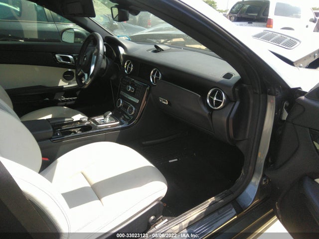 2016 Mercedes-Benz SLK-Class, VIN: WDDPK3JA1GF116189