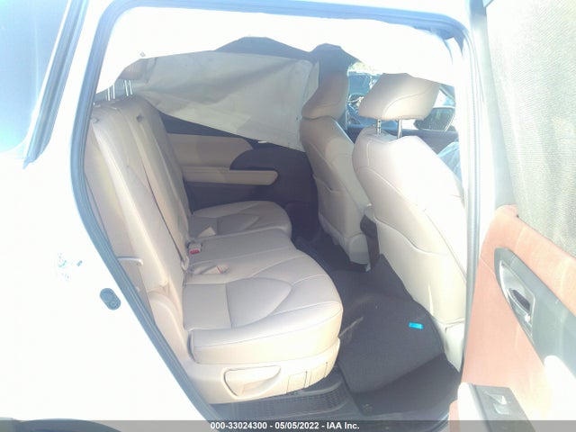 2022 Toyota Highlander, VIN: 5TDGARAH4NS512157