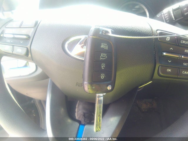 2020 Hyundai Veloster, VIN: KMHTG6AF4LU031808