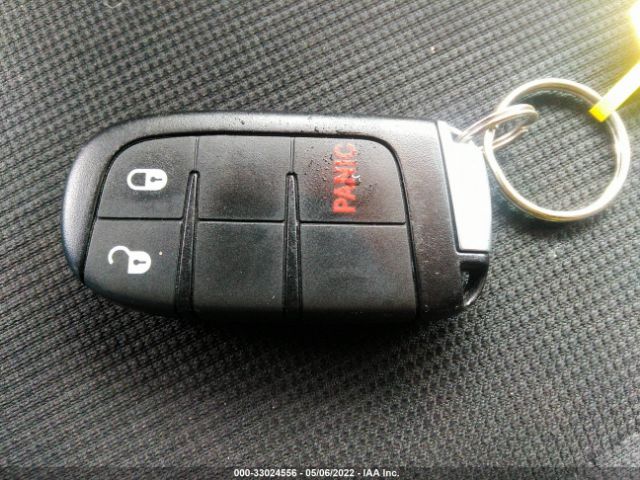 1C4RJFAG5HC646437 Jeep Grand Cherokee Laredo