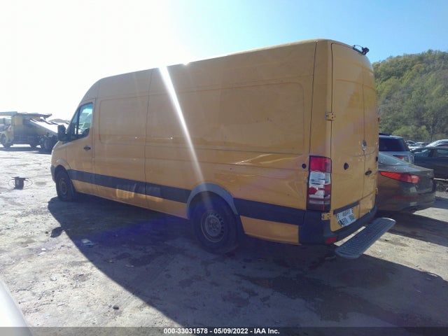 Freightliner Sprinter Cargo Vans 2014 WDYPE8DB4E5851453 Image 3