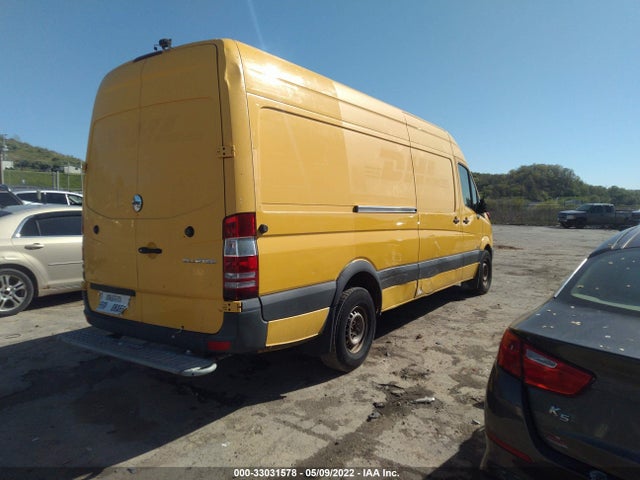 Freightliner Sprinter Cargo Vans 2014 WDYPE8DB4E5851453 Image 4