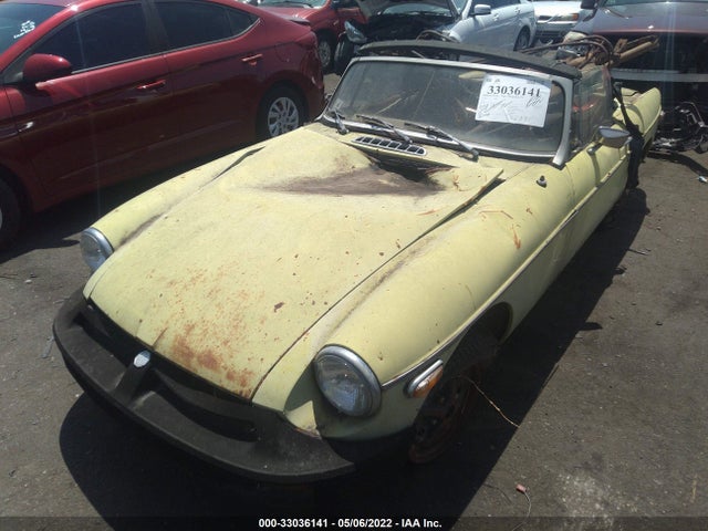 1976 MG MGB VIN: GHN5UF385635