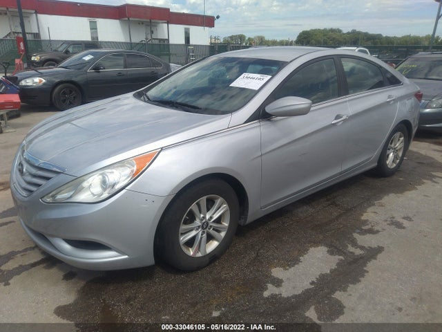2013 HYUNDAI SONATA VIN: 5NPEB4AC0DH627578