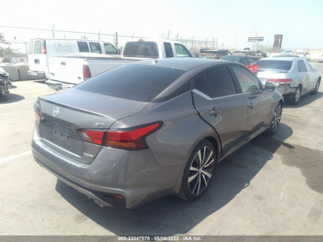 1N4AL4CV1NN339943 Nissan Altima 2.0 Sr