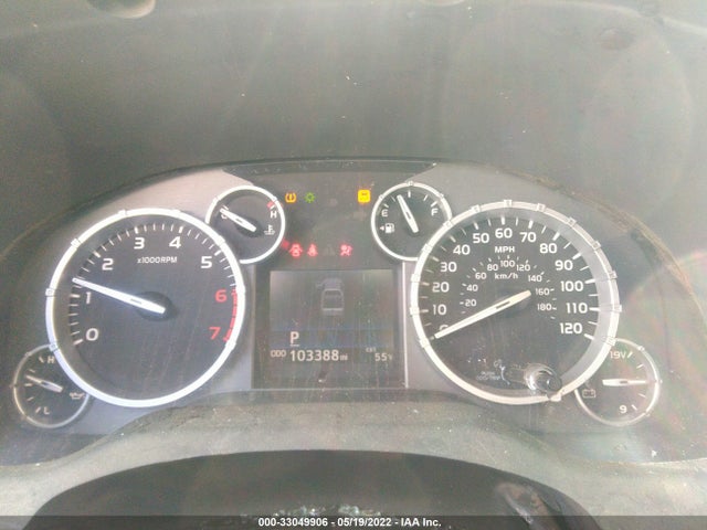 2017 Toyota Tundra, VIN: 5TFUY5F11HX613867