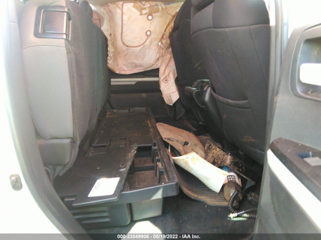 2017 Toyota Tundra, VIN: 5TFUY5F11HX613867