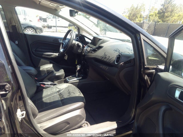 2015 Ford Fiesta, VIN: 3FADP4FJ7FM110639