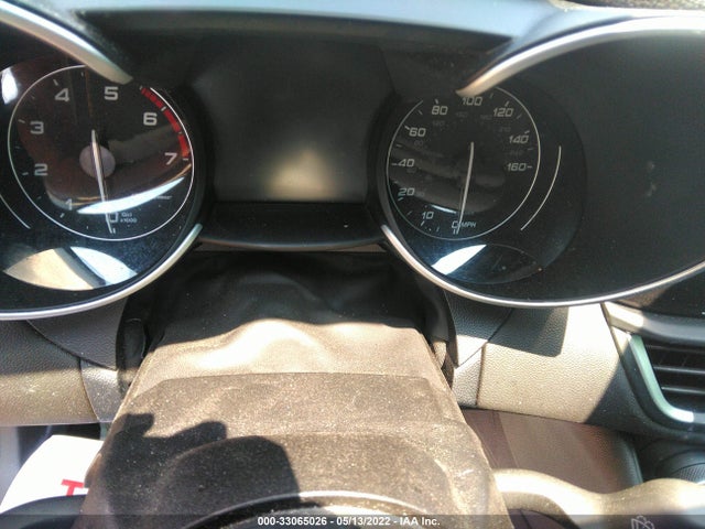 2018 Alfa Romeo Giulia, VIN: ZARFAEDN5J7579687