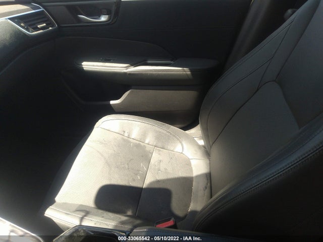 2018 Honda Clarity, VIN: JHMZC5F3XJC002057
